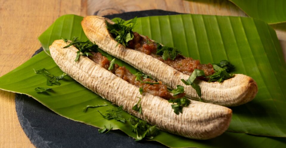 Why Banana Leaf Dining Elevates Andhra Cuisine in Singapore
